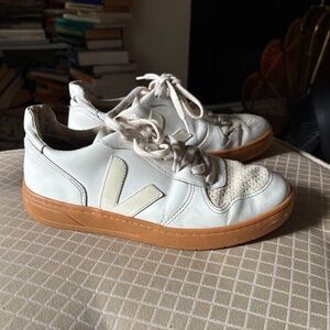 Veja leather sneakers size 7